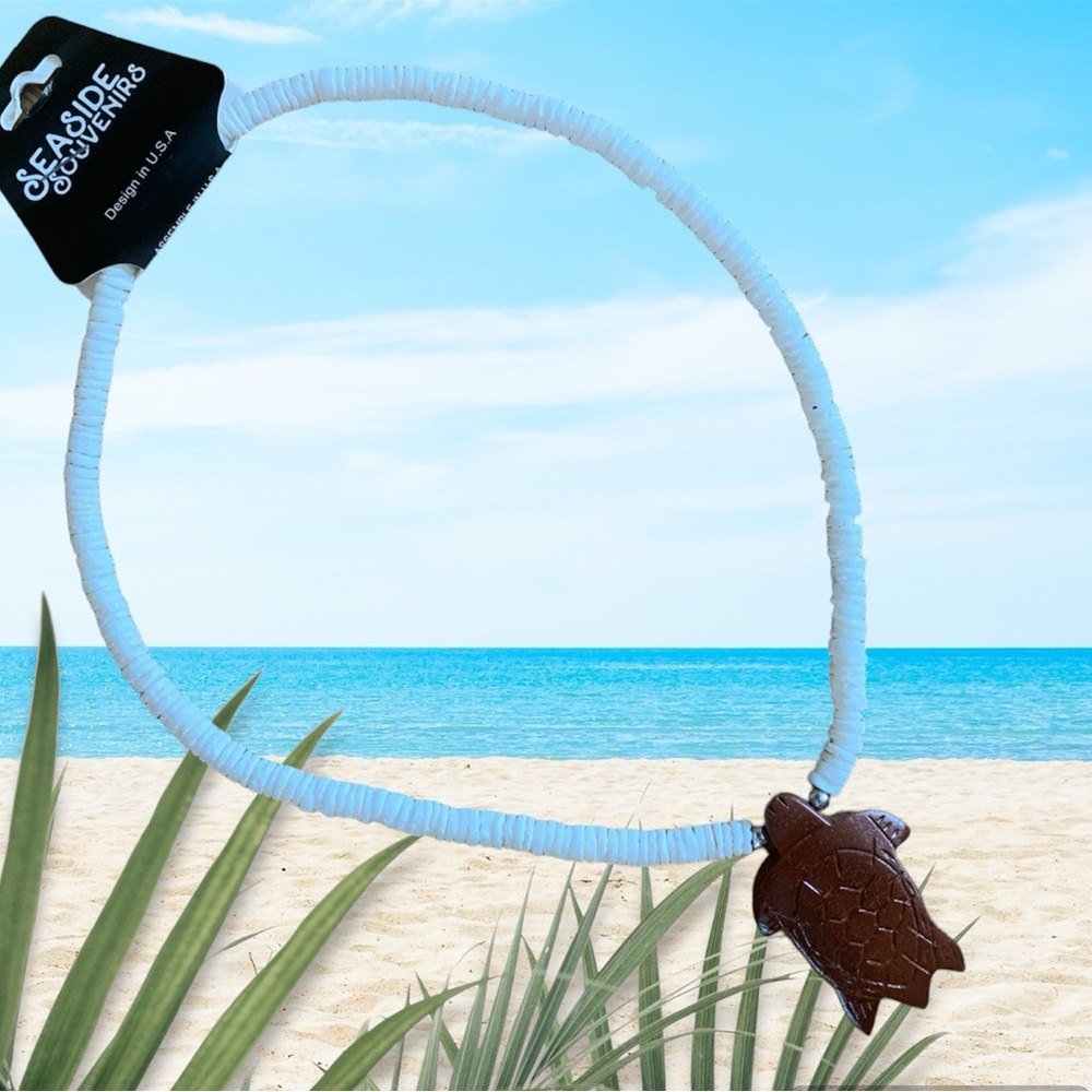 Sea Turtle 🐢 Puka Shell Beach Necklace